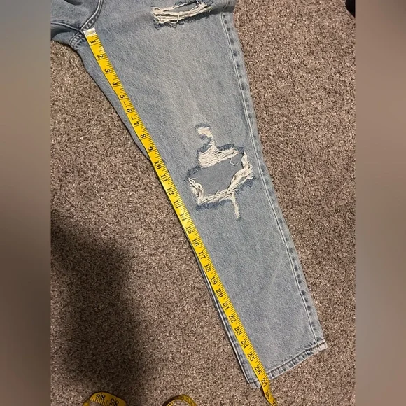 PacSun Mom Jeans Size 28 High Rise Distressed Light Wash Straight Leg - Picture 10 of 11